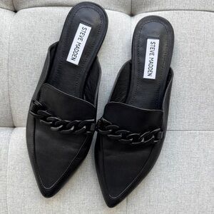 Steve Madden Black Pointed Slip-On Chain Mules